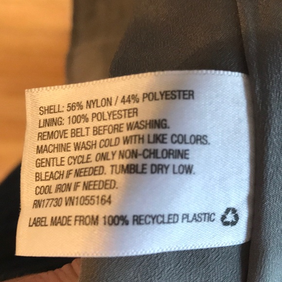 Tevelio grey formal dress fit and flare size 4 - Picture 5 of 5